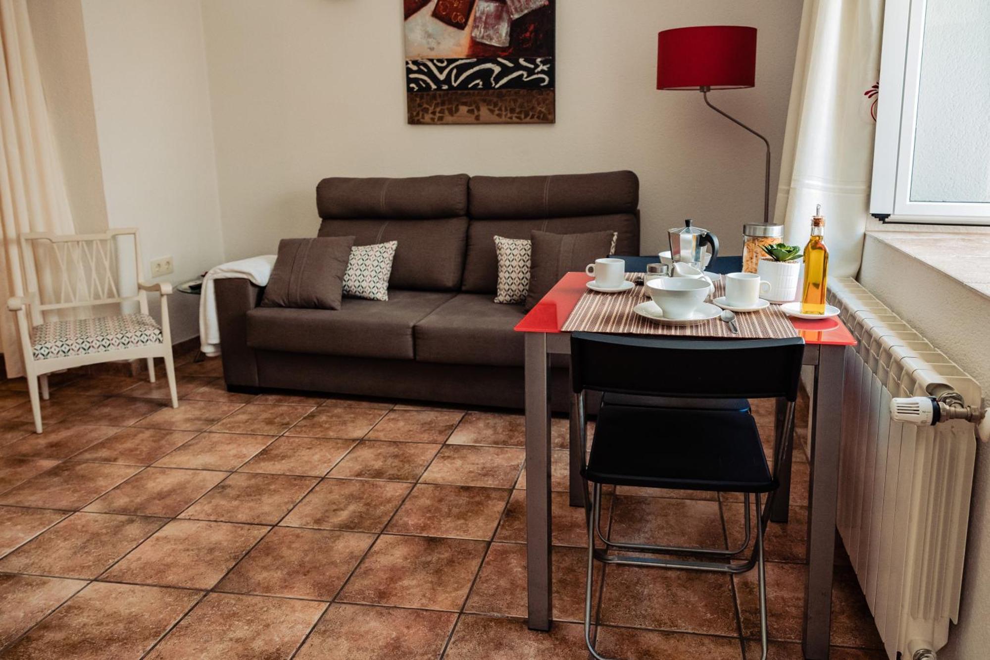 Apartamento Las Avutardas 2 Caceres Exterior photo
